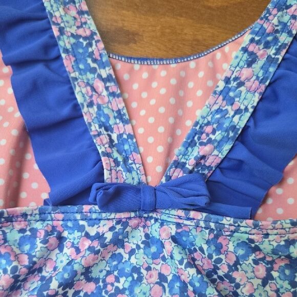 Floral Blue Ruffle Swimsuit - Picture 5 of 6